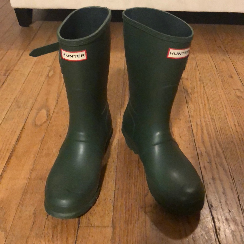 Hunter wellies. Hunter green. Size 9